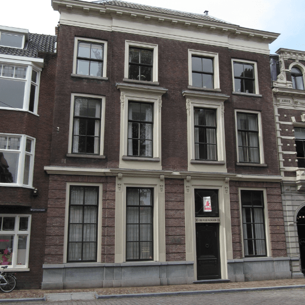 Het kantoor van Toppenberg aan de Wijnstraat in Dordrecht